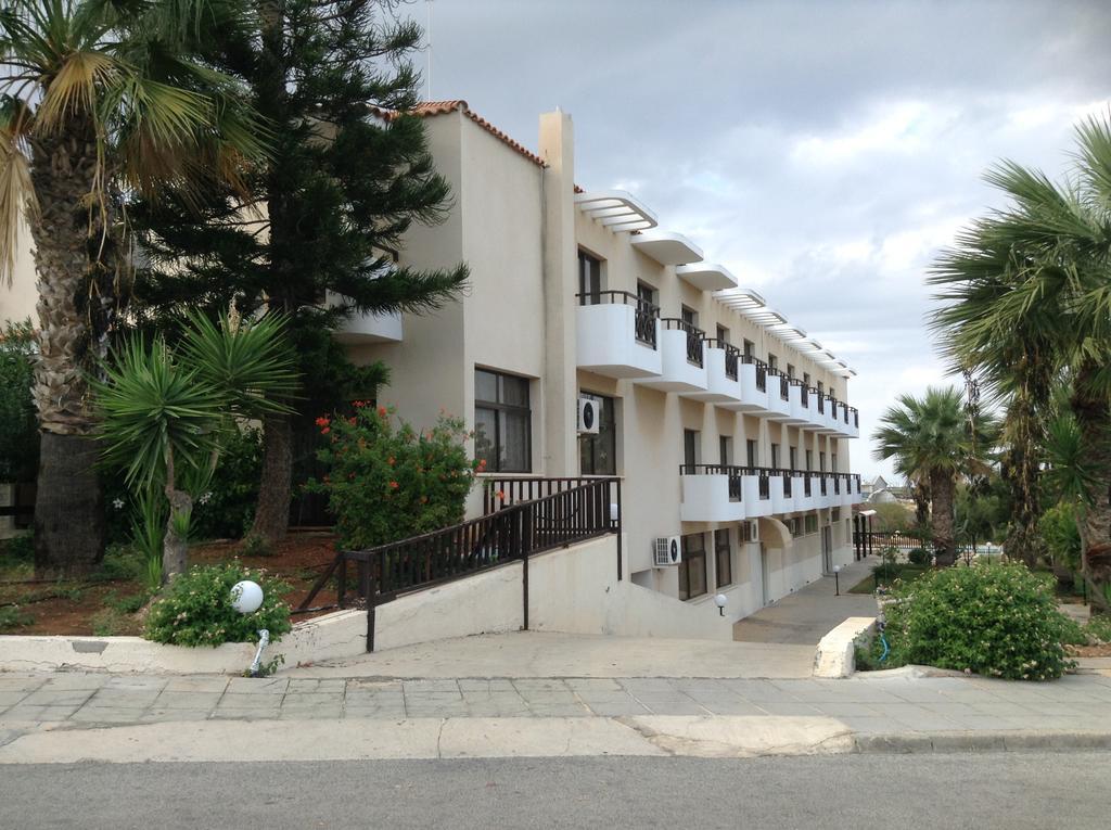 Harry'S Hotel Protaras Exterior foto